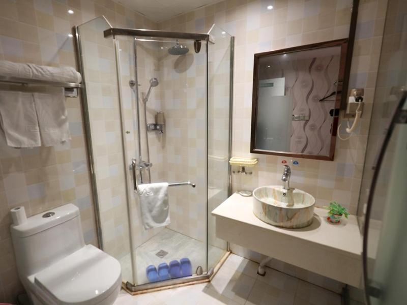 Greentree Alliance Shanghai Minhang District Hongqiao Hub Huanghua Road Hotel Exterior foto
